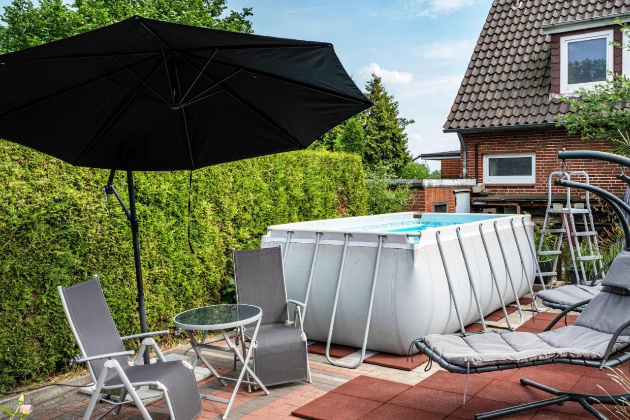 Ferienwohnung Am Elbstrom 슈타데 외부 사진